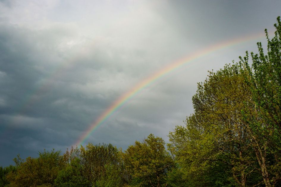 Arcoíris ilumina el cielo samborondense tras las lluvias del viernes