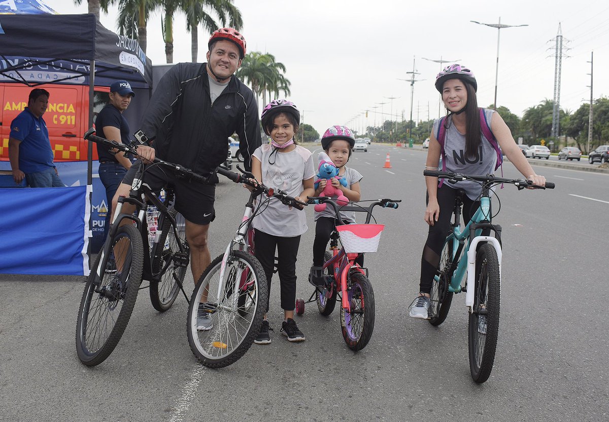 Más familias eligen Samborondón para caminar en domingo