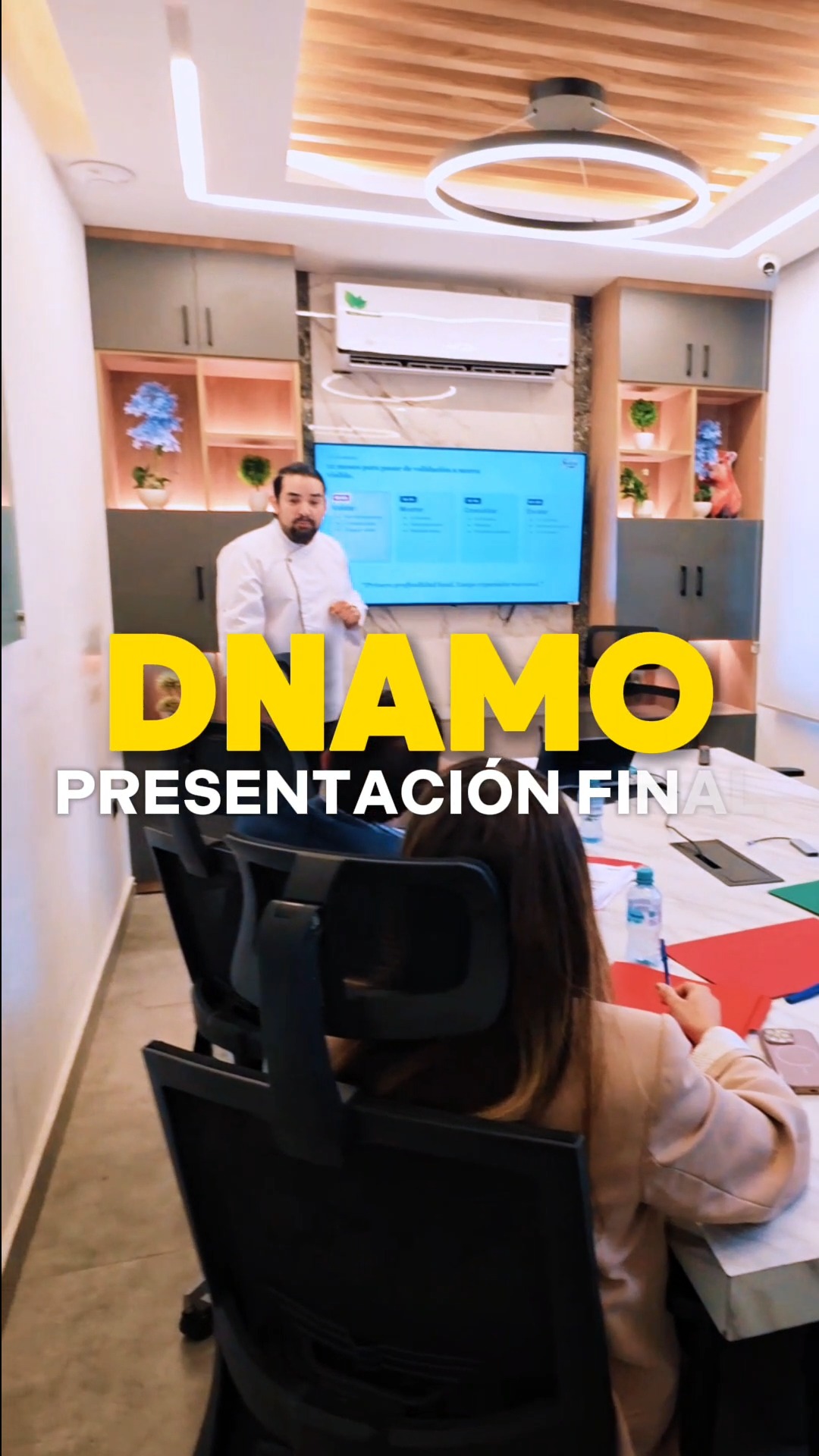 Emprendedores de Samborondón aprenden a ordenar sus finanzas y procesos en DNAMO