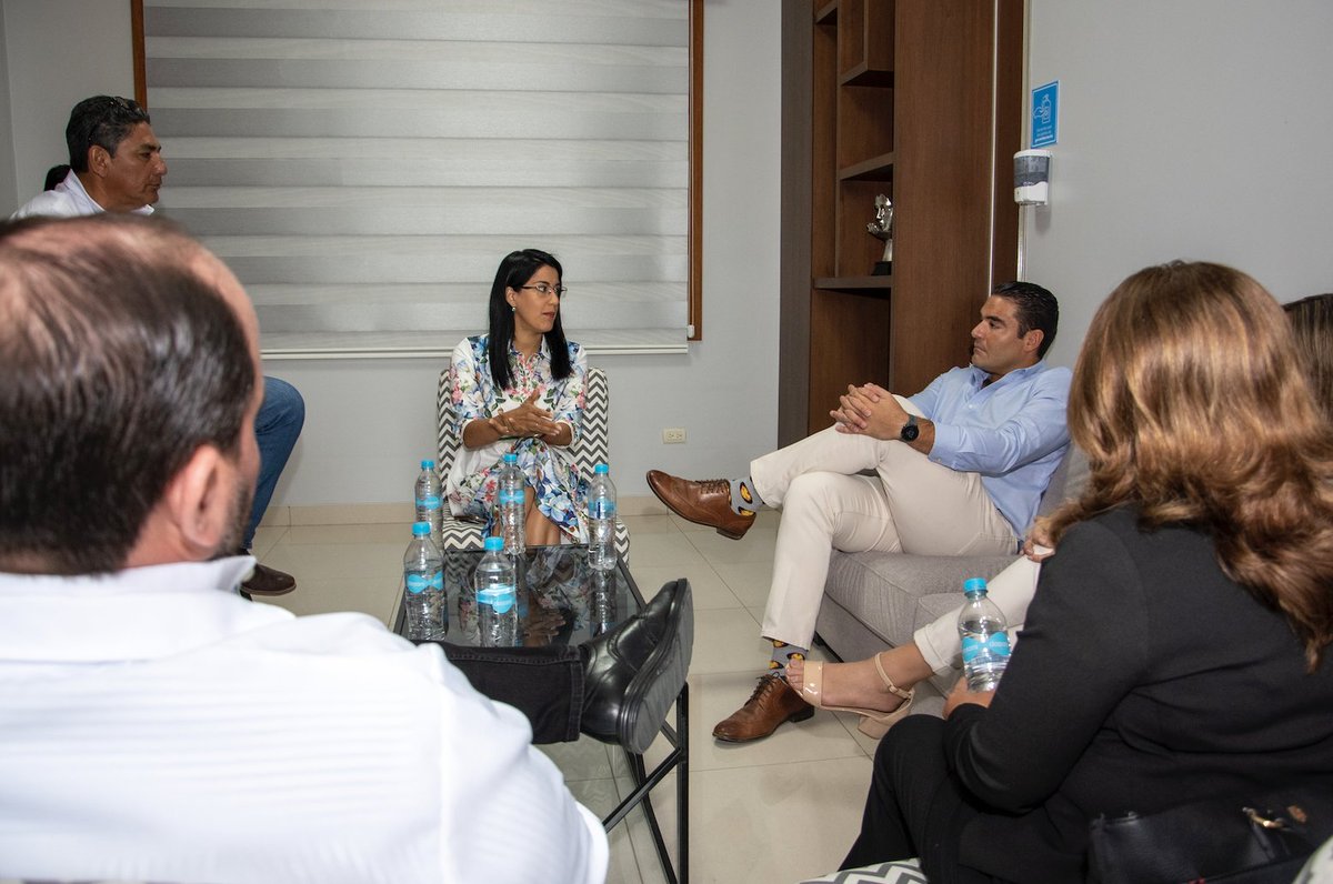 Municipio de Samborondón coordina con Ecotec para mejorar la salud local