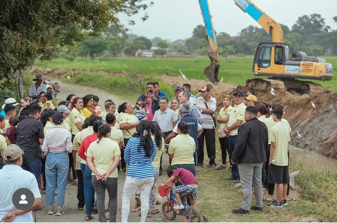 Desazolve del estero Paula León protege 250 hectáreas de arroz en Samborondón