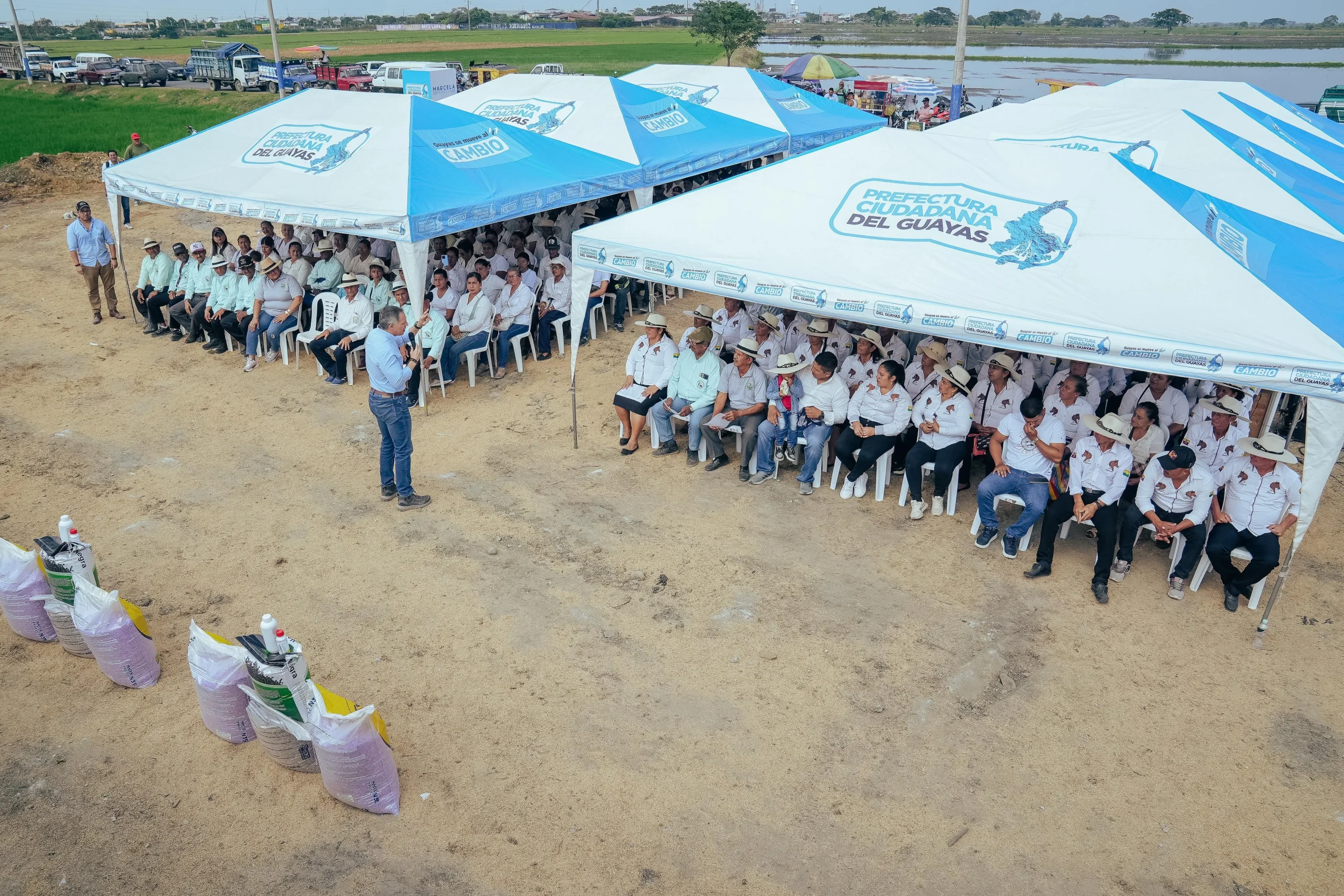 556 productores de Samborondón reciben insumos agroecológicos para mejorar sus cosechas